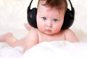 Развитие слуха у ребенка в 4 месяца
