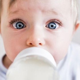 Выявляем аллергию на коровий белок